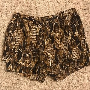 Rachel Roy shorts!